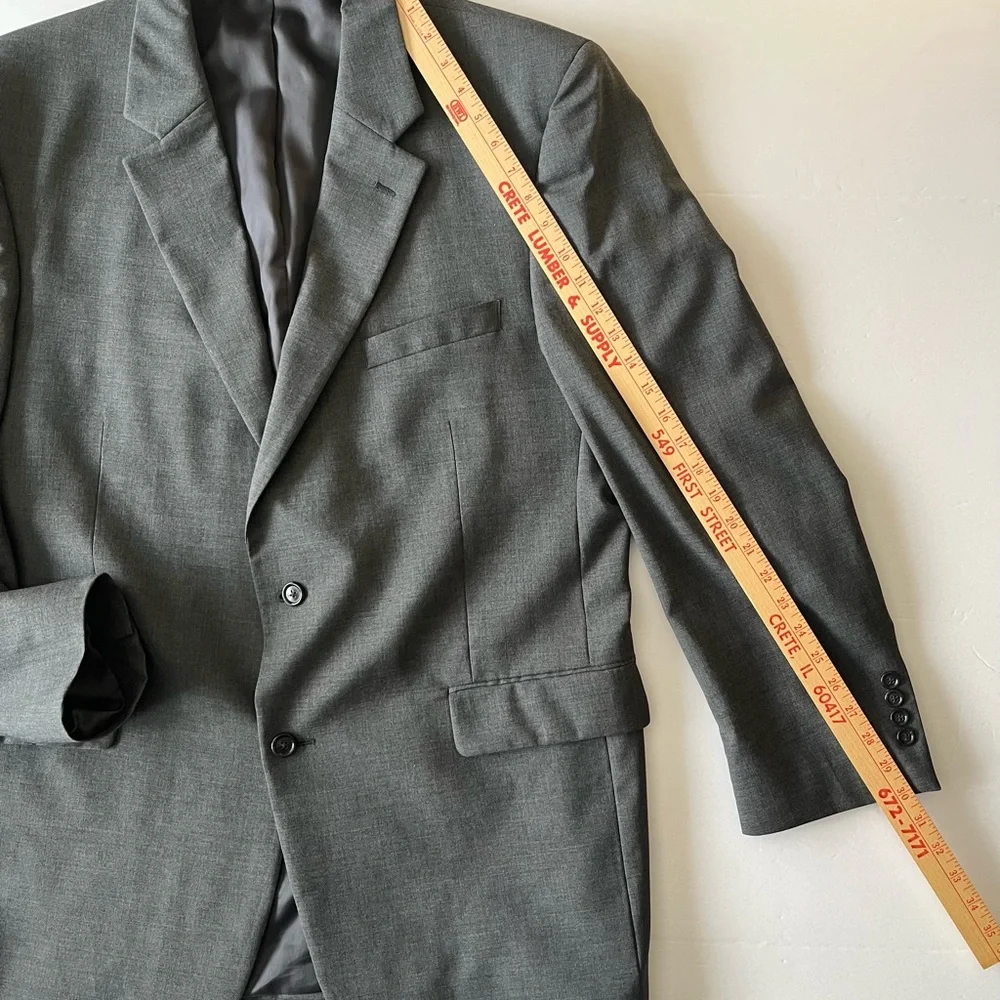 JoS. A. Bank Blazer Men's 46L Gray Sport Coat Jacket 100% Wool Lined 2 Button‎